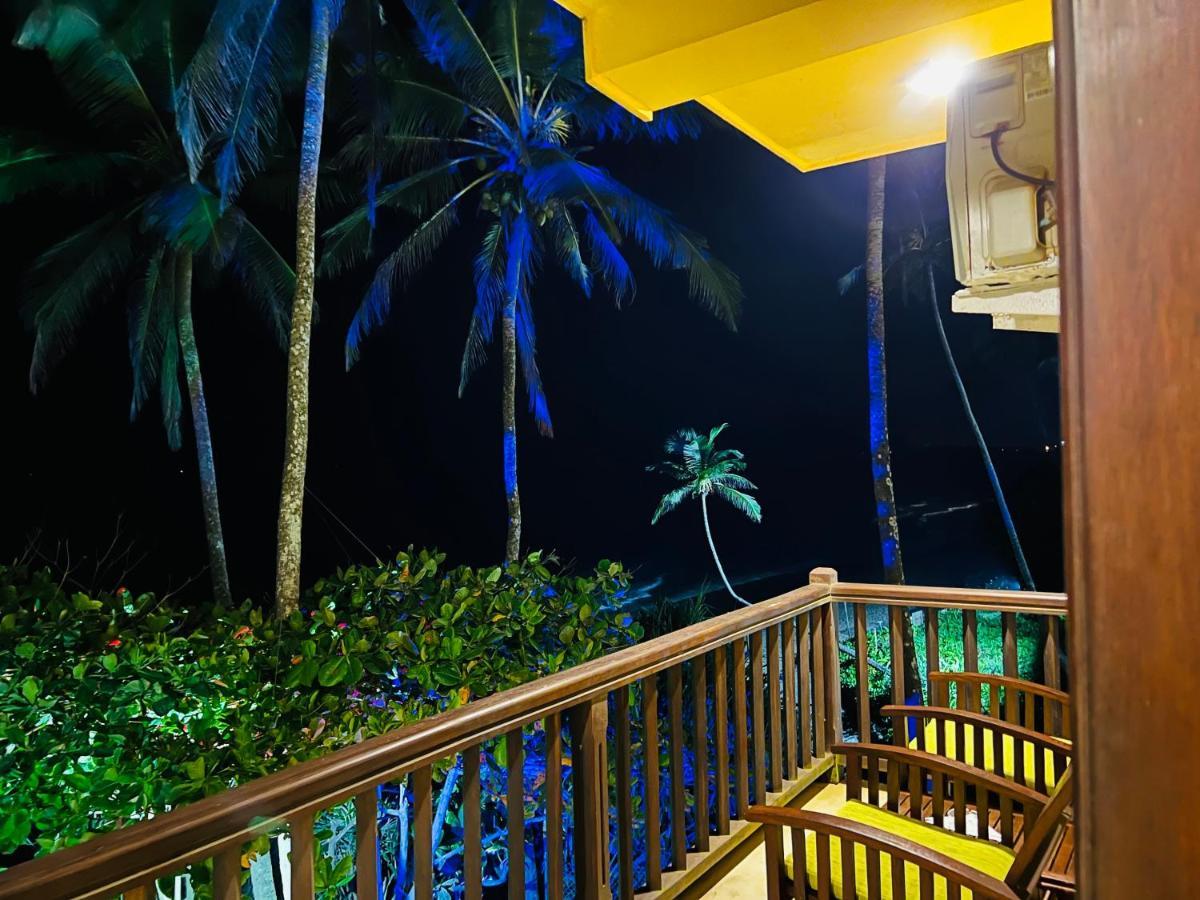 Top Secret Beach Hotel Матара Екстериор снимка
