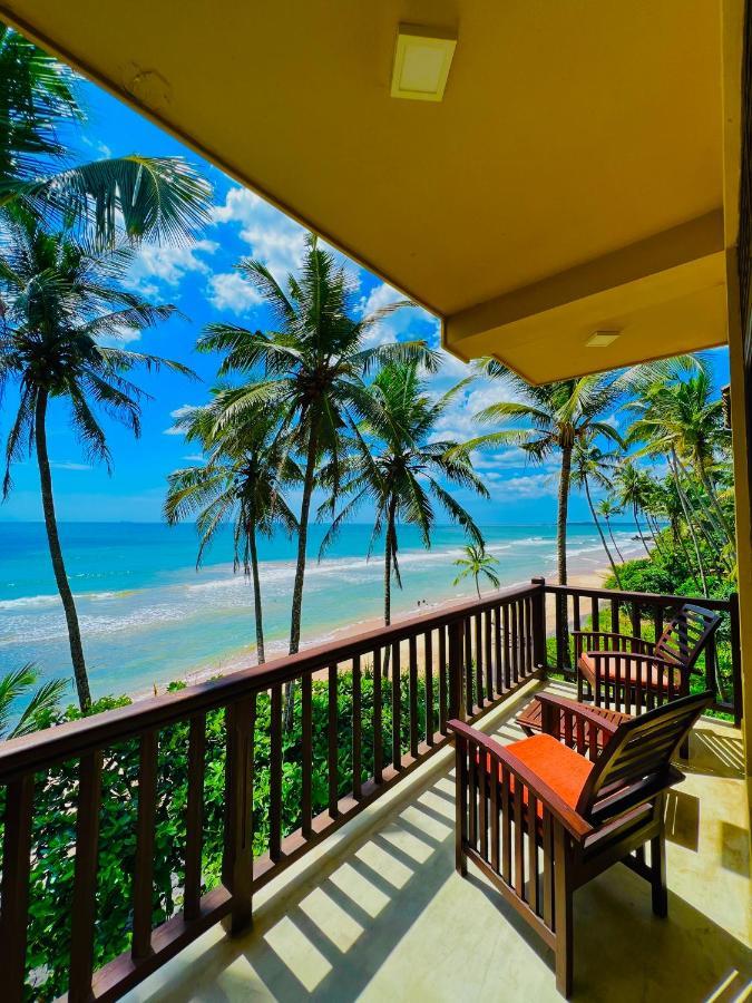 Top Secret Beach Hotel Матара Екстериор снимка